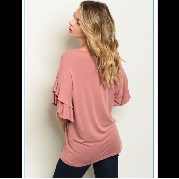 1 left❤️ 2 for $40❤️pretty mauve ruffle sleeve top - Picture 3 of 5